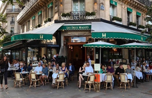 Quartier des Invalides Apartment | A PERFECT PARISIAN RETREAT IN THE HEART OF SAINT-GERMAIN- RUE PAUL LOUIS COURIER