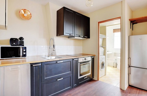 Les Puces de Saint-Ouen Apartment | A Typical 1-BR in St-Ouen Parisian Flea Market