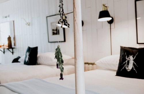 Strong Other | Accommodation ∙ 1 bedroom ∙ 4 guests