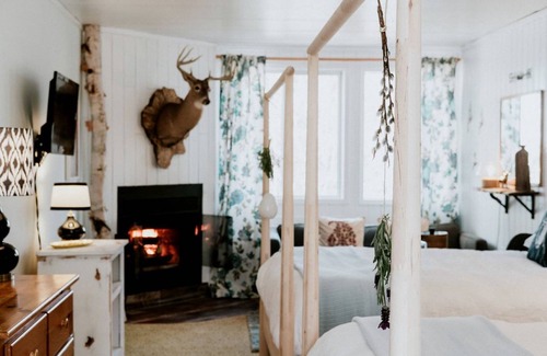 Strong Other | Accommodation ∙ 1 bedroom ∙ 4 guests