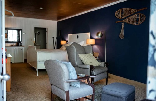 Strong Other | Accommodation ∙ 1 bedroom ∙ 4 guests