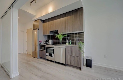 Church and Wellesley Apartment | Amazing Furnished 1 Bedroom 5406