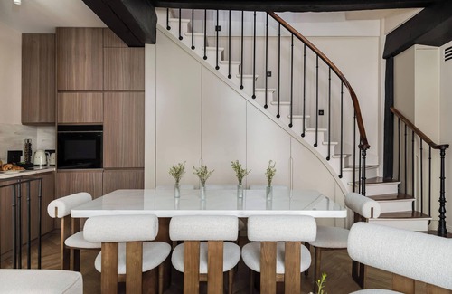 Saint-Gervais Apartment | An Exceptional 3-BR/3BA with Services in the Marais