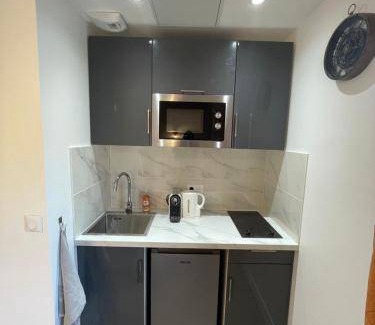 Tremblay-en-France Apartment | Apartment ∙ 1 bedroom ∙ 2 guests
