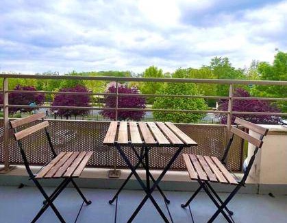 Montevrain Apartment | Apartment ∙ 1 bedroom ∙ 4 guests