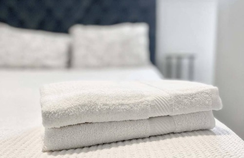 Burlington Apartment | Apartment ∙ 2 bedrooms ∙ 4 guests