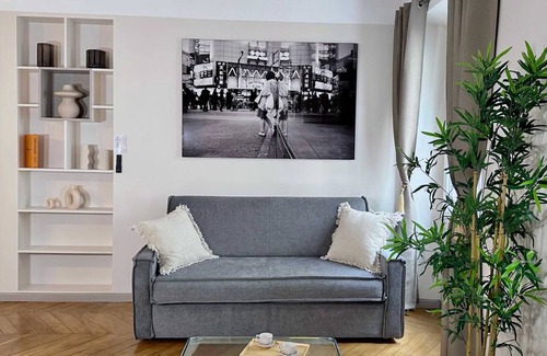 8th Arrondissement Apartment | Apartment ∙ 2 bedrooms ∙ 6 guests