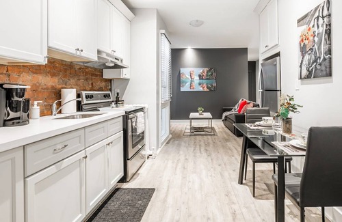 Central Hamilton Apartment | Apartment ∙ 2 bedrooms ∙ 6 guests