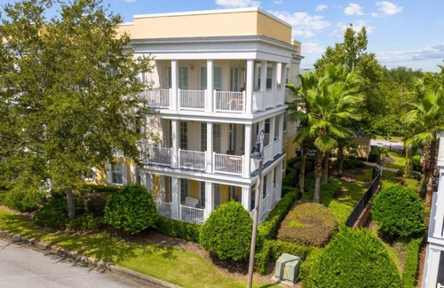 Reunion Apartment | Apartment ∙ 3 bedrooms ∙ 6 guests