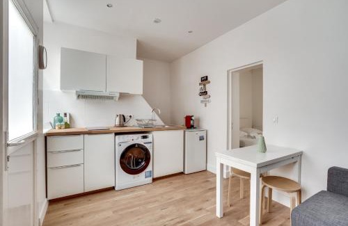 7th Arrondissement Apartment | Apartment 3 people close Eiffel Tower by Weekome