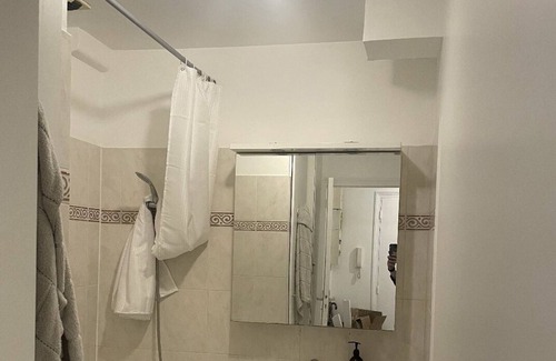 Combat Apartment | Apartment Paris 11th (Republic)