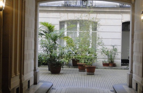 Quartier de la Monnaie Apartment | Apartment SAINT GERMAIN DES PRES