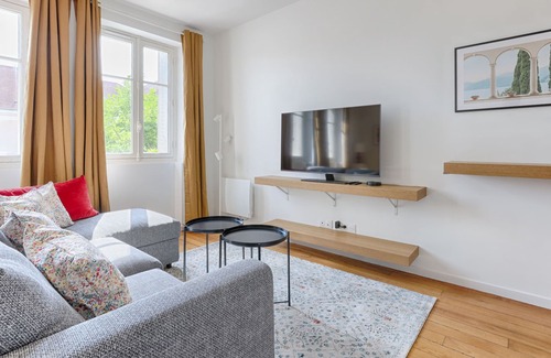 Lagny-sur-Marne Apartment | Apartment with private terrace 15 min from Disney