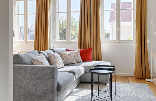Lagny-sur-Marne Apartment | Apartment with private terrace 15 min from Disney
