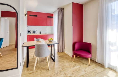 Clichy Apartment | Appart'City Confort Paris Clichy Mairie