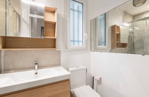 Belleville Apartment | Appartement des Couronnes - Welkeys