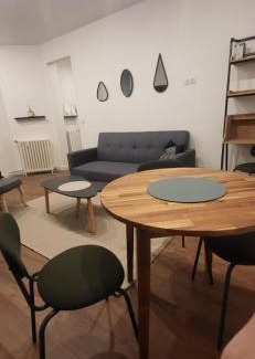 Villemomble Apartment | Appartement moderne avec cour extérieure Villemomble F3 59m2