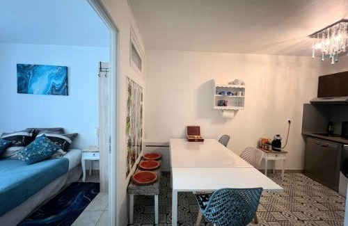 Montevrain House | Apt Disneyland 2 chambres, parking, bus sur place