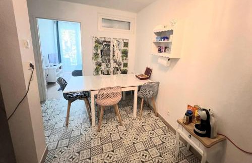 Montevrain House | Apt Disneyland 2 chambres, parking, bus sur place