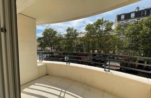 Saint-Ouen Apartment | Beau T2 cosy