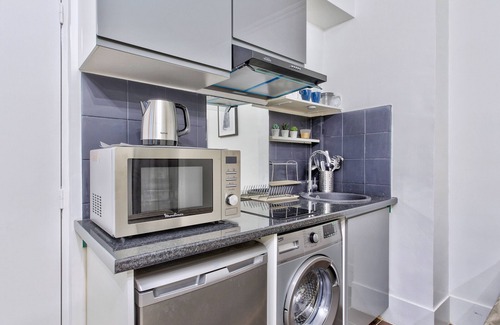 Chaussee-d'Antin Apartment | Beautiful flat just nearby Madeleine in Paris - Welkeys