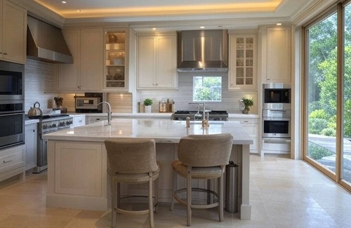 Wallace Emerson House | Beautiful Spacious 4 bedroom 4 bathroom family home