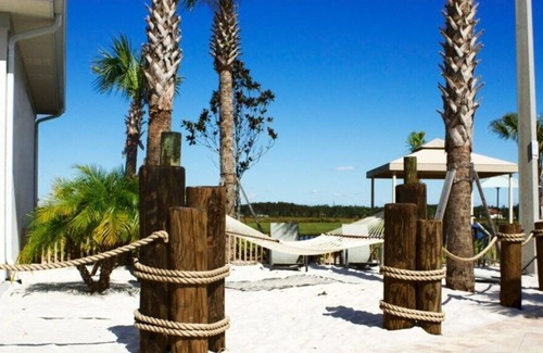 Campbell House | BeSt LoCaTiOn! 4Bd/3Bt w/pool 10min Disney-Orlando