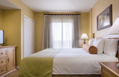 Lake Buena Vista Resort | Best Rates at Wyndham Bonnet Creek's Top Family Resort - 2 BR Deluxe -Sleeps 8
