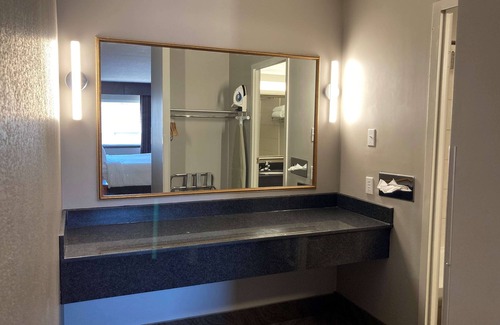 North Bay Hotel | Best Western North Bay Hotel & Conference Centre