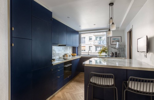 Auteuil Apartment | Bois de Boulogne Retreat, by Veeve