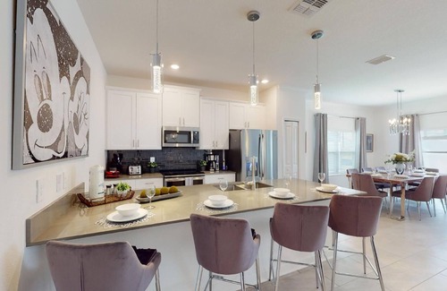 Campbell House | Brand New - 5 Bed /4 Bath Home