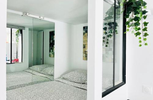Chaussee-d'Antin Apartment | Bright Apartment a Stone's Throw from the Opéra Garnier