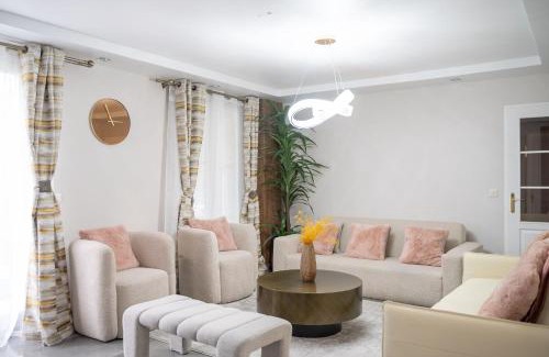 Bussy-Saint-Georges Villa | Bussy Luxury Villa Disneyland Paris