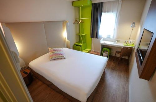 Roissy-en-France Hotel | Campanile Paris CDG Airport Villepinte