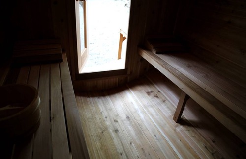 Markdale Other | Camping ∙ 1 bedroom ∙ 10 guests