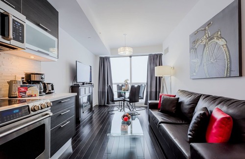 Bay Street Corridor Apartment | Canada Suites on Bay