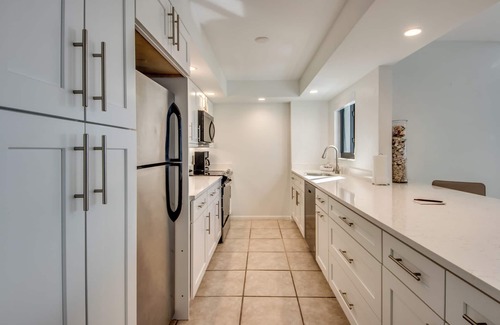 Fort Myers Beach Condo | Caper Beach #302: Beachfront Condo with Stellar View!