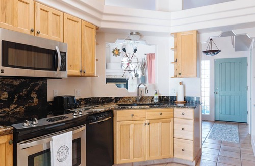 Cottonwood-Verde Village House | Charming 3-bedroom house with AC, WiFi in tranquil Cottonwood