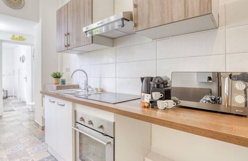 Les Gondoles Apartment | charming apartment near Orly, shops, RER