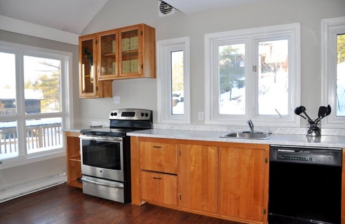 Severn Cottage | Cheerful 3Bed Muskoka Lakeside Cottage