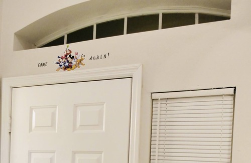 Poinciana House | Close 2 Disney - Free Coffee, Wine + Game room & BBQ Grill