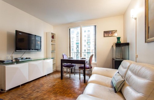 Saint-Lambert Apartment | CMG Porte de Versailles