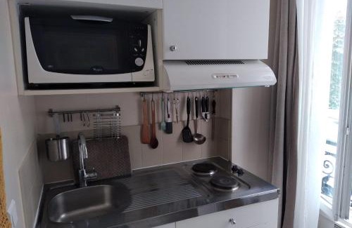 Grenelle Apartment | Comfortable studio near the Eiffel Tower