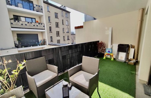 Saint-Ouen Apartment | Cosy Escape Paris Centre Montmartre Stade de France Puces