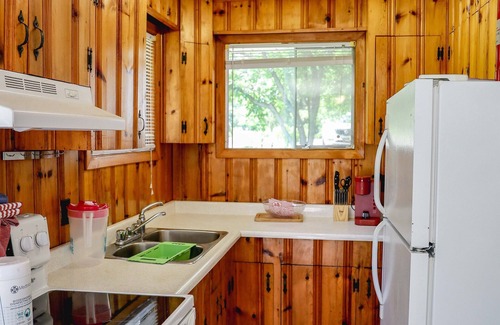 Coboconk Cottage | Cottage #2 Des Groseilliers - Balsam Lake