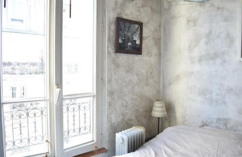 Plaisance Apartment | Cozy 1 Bedroom Apartment In 14th