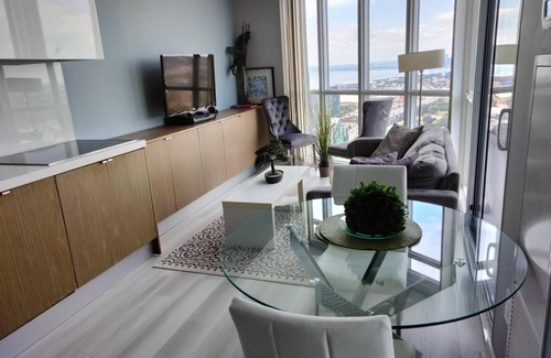 CityPlace Condo | Cozy 1-bedroom condo with AC, WiFi in the heart of Toronto