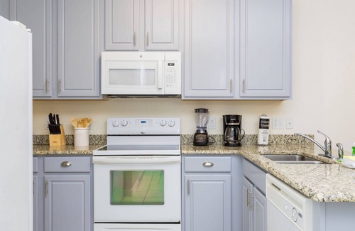 Bellavida House | Cozy 3 bedroom home with Private Pool 4564