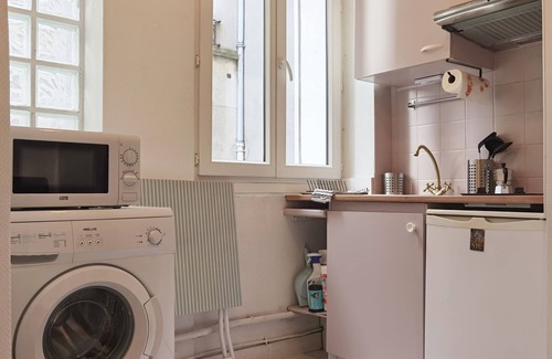 Riquet Stalingrad Apartment | Cozy Loft Studio Near Canal & Metro | in Paris 19e