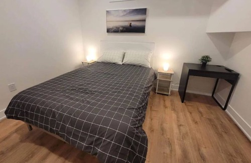 Lakeview House | Cozy Master with private bathroom